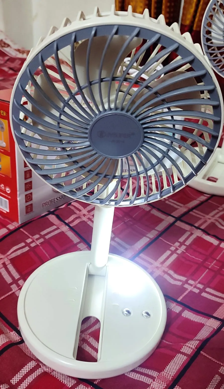 Jysuper 2215 rechargeable fan